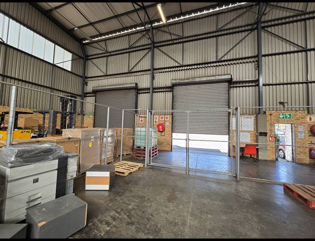 3,384M² WAREHOUSE TO LET IN TUNNEY
